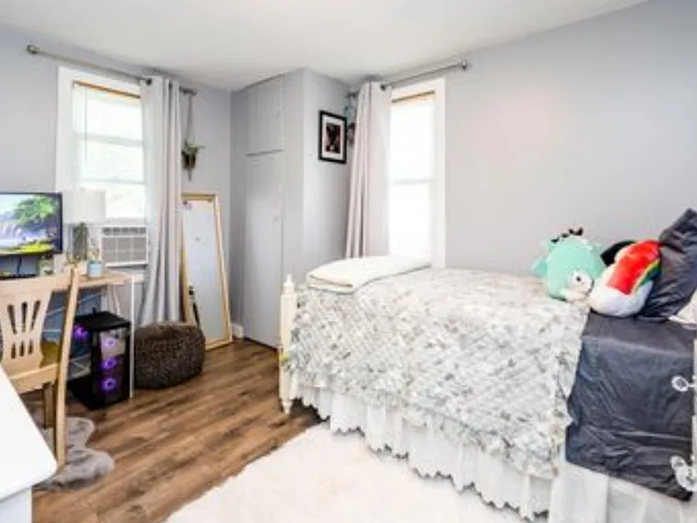 654 Sheridan Rd — Photo 9