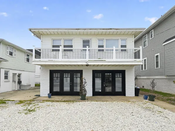 11 E 7th St #A, Ocean City, NJ 08226