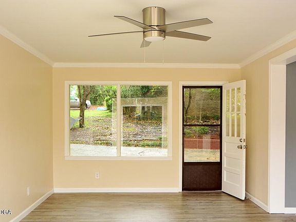 5th image of 2949 Southshore Dr