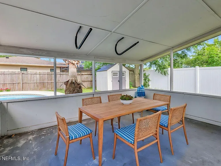 42 Dolphin Blvd — Photo 32