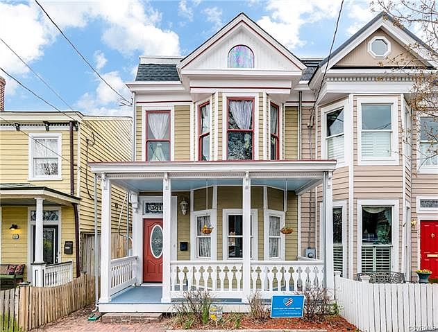 1st image of 3011 E Marshall St