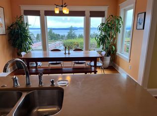 6917 Heights Pl SW, Seattle, WA 98136