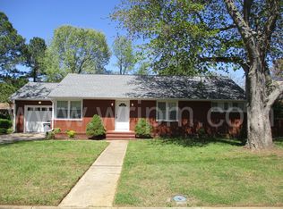 29 N Greenfield Ave, Hampton, VA 23666