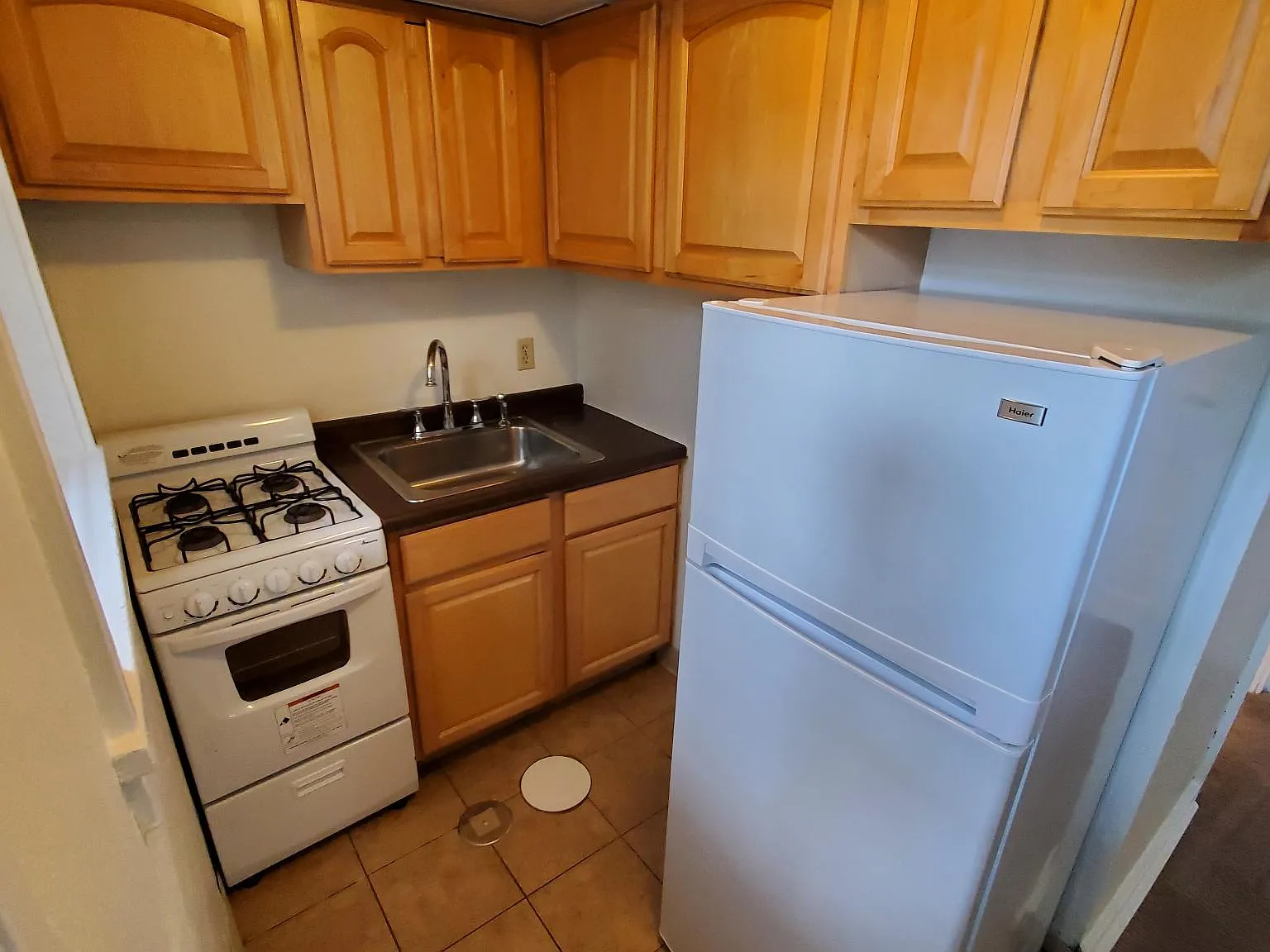 1 bed, 550 sqft, $1,150 — Photo 2