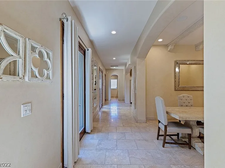 9720 Verlaine Ct — Photo 15