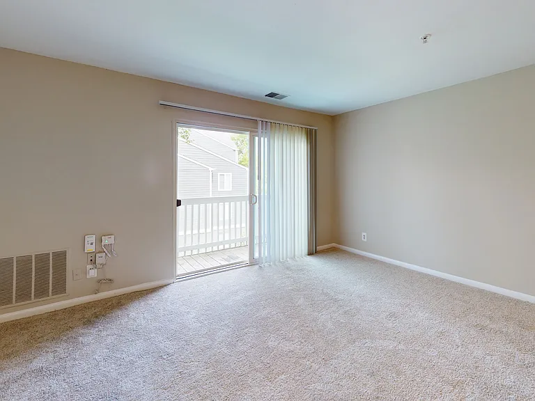 Canterbury Apartments — Photo 132