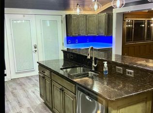 1700A Nottingham Rd, Lansing, MI 48911