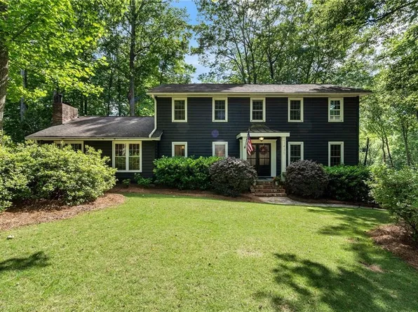 1435 Withmere Ln, Dunwoody, GA 30338