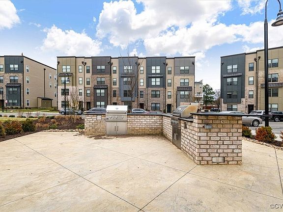 4th image of 2677 Saint Elias Dr #A