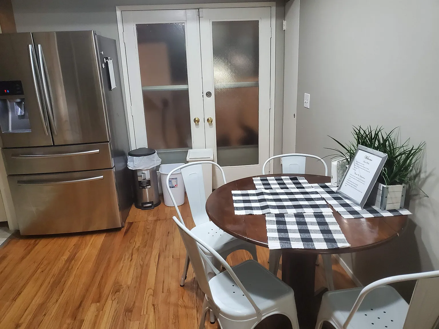 3 bed, 1960 sqft, $850 — Photo 4