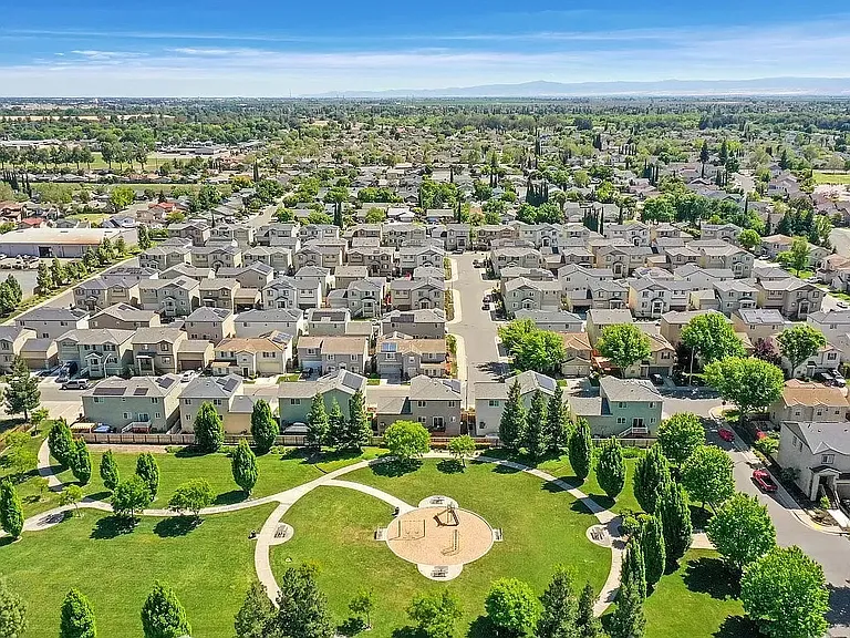 Community areal view & park