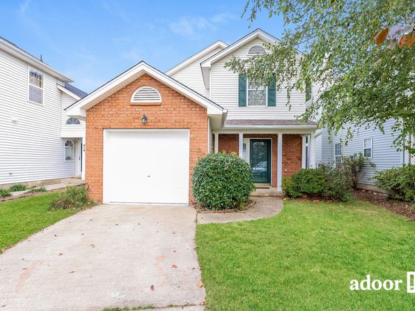 814 Bexhill Ct N