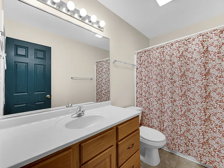 314 Village Sq — Photo 15