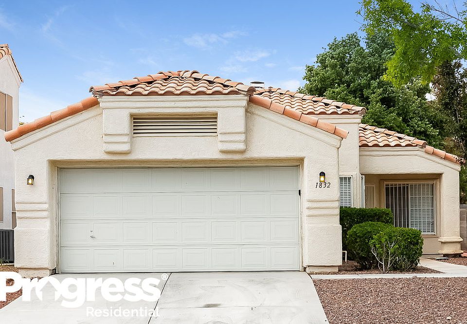 1st image of 1832 La Villa Dr