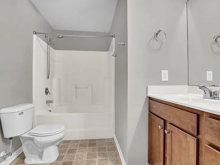 502 Oyster Rock Ln — Photo 24
