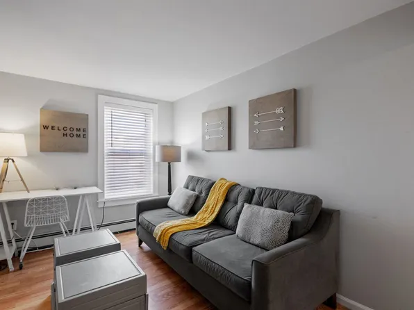 526 Hevey St, Manchester, NH