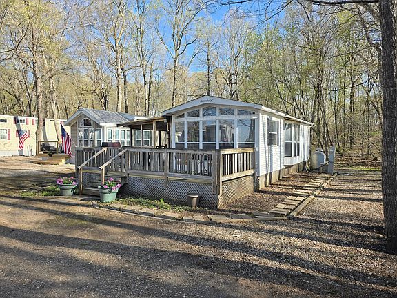 3rd image of 2481 N Lake Miltona Dr NE #1