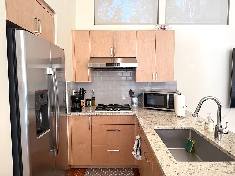 SE 47th Pl — Photo 7