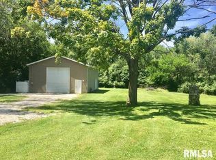 1203 S Creve Coeur Ave, Creve Coeur, IL 61610