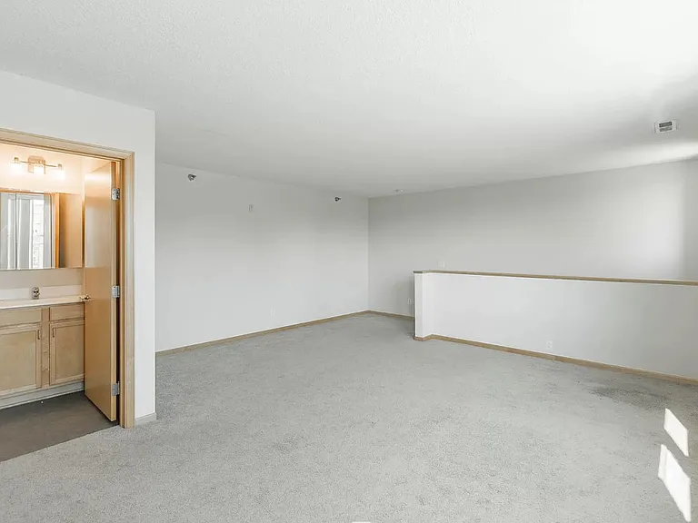 2650 University Ave W #307 — Photo 19