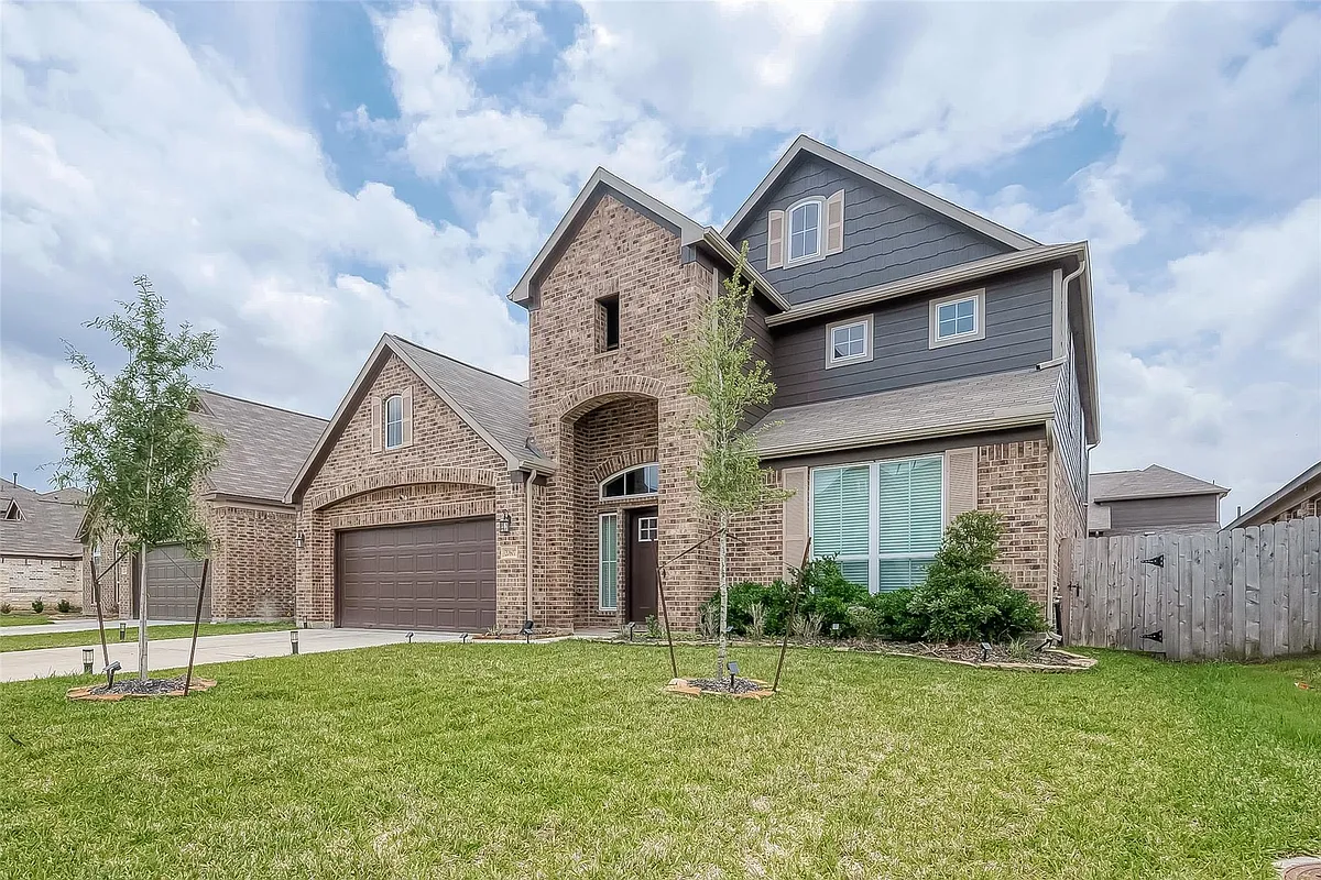 Building Photo - 20607 Enrique Dr