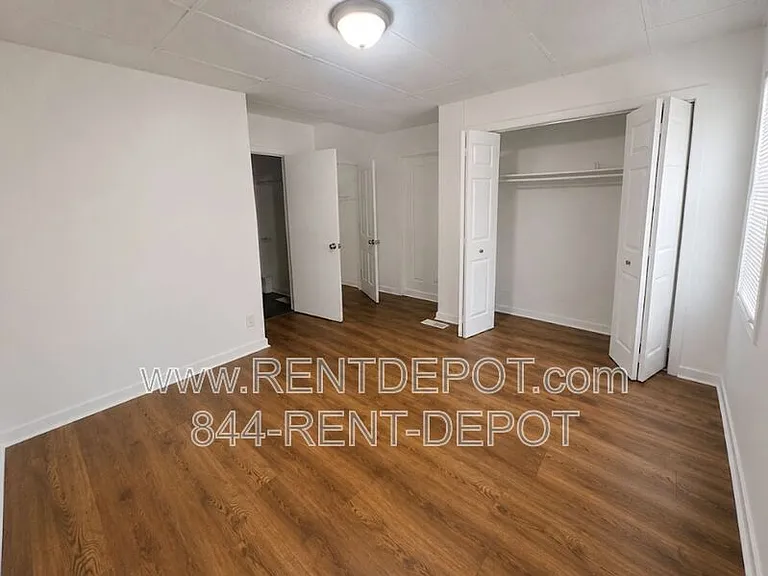 109 E Eichel Ave #A — Photo 5