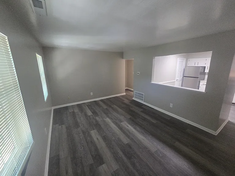 2649 Westover Ave SW #12 — Photo 2