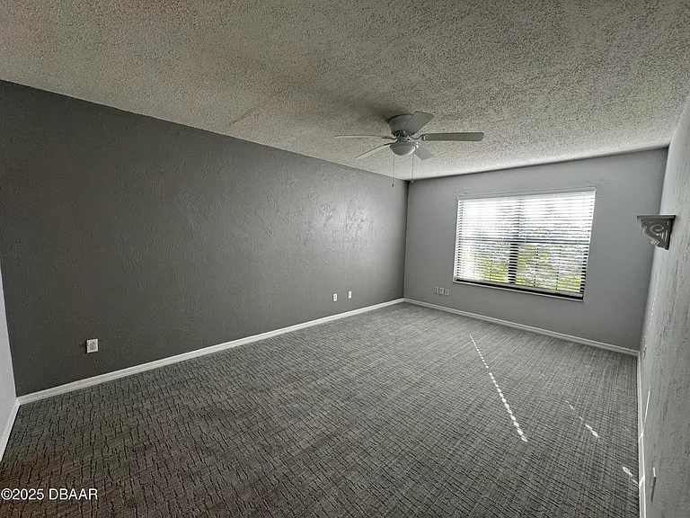 108 Gray Dove Ct — Photo 5