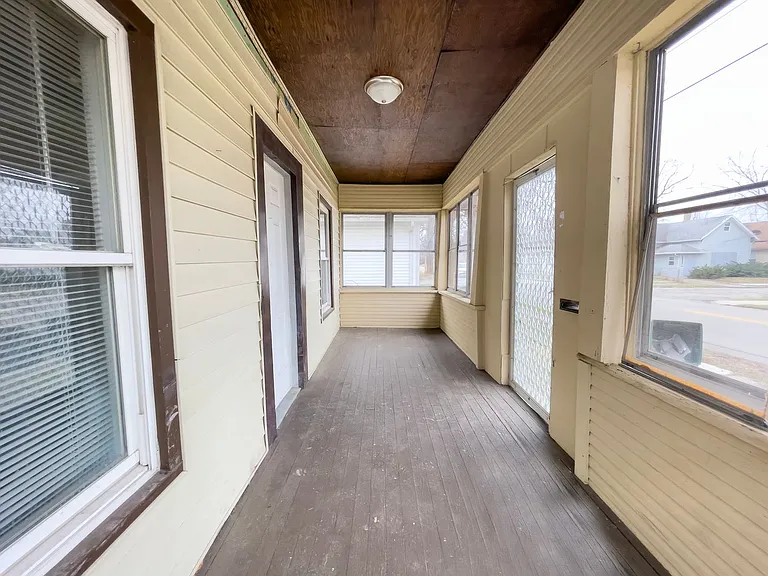 722 S Hackley St — Photo 16