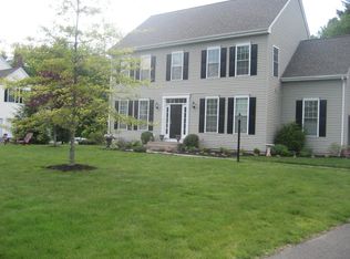 44 Buckingham Rd, Avon, CT 06001