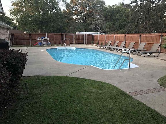 4th image of 5602 Bostick Dr