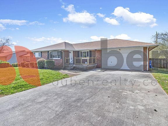 2nd image of 4430 Lilac Ln