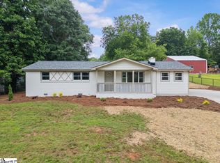 6 Pine Crest Dr, Travelers Rest, SC 29690