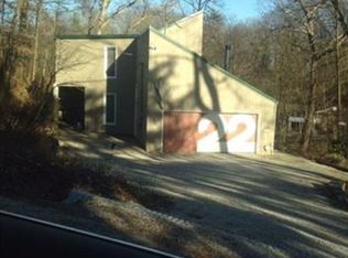 22 Windsor Dr, Belleville, IL