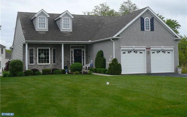 1st image of 920 Belmont Ln