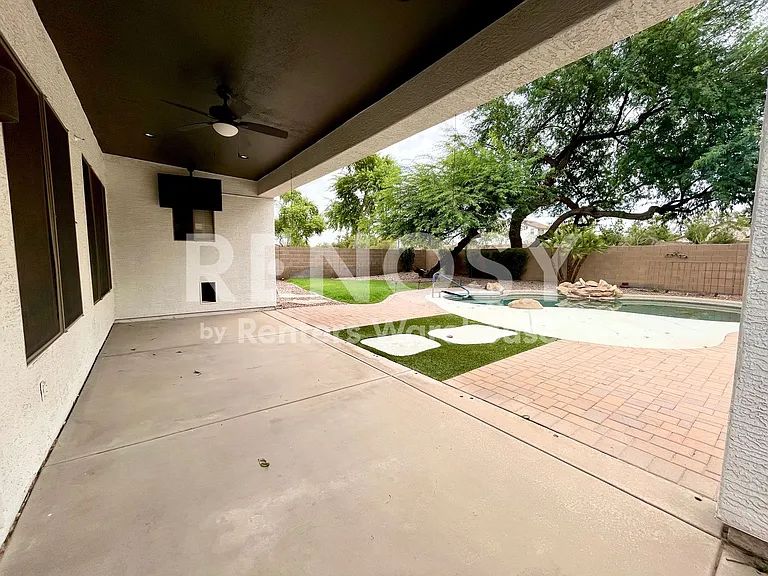 637 W Citrus Way — Photo 8