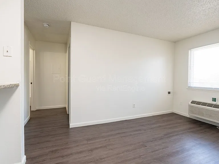 1226 S Longfellow St — Photo 13