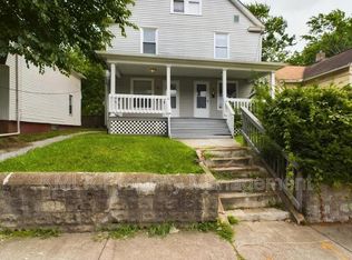 693 Kling St, Akron, OH 44311