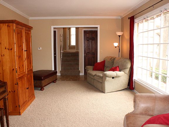 Entry & Formal Living