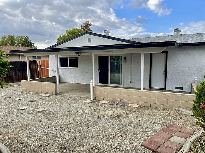 1887 Calle Amargosa — Photo 26