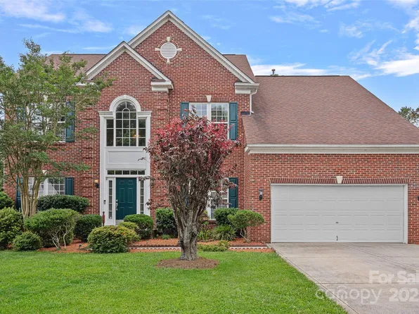 3830 Waters Reach Ln, Indian Trail, NC 28079