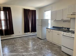 123 1st St 2 #2, Keyport, NJ 07735