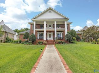 1365 Signal Point Rd, Guntersville, AL 35976