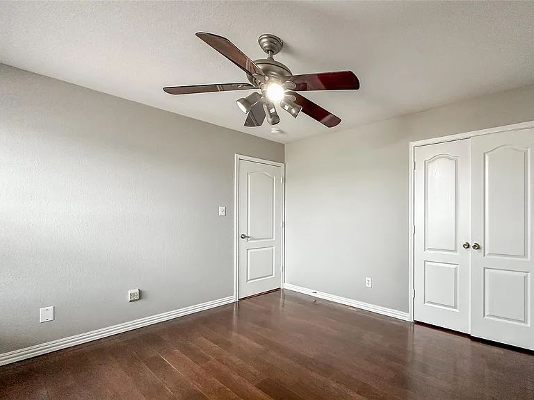 5739 Westminster Village Dr — Photo 34
