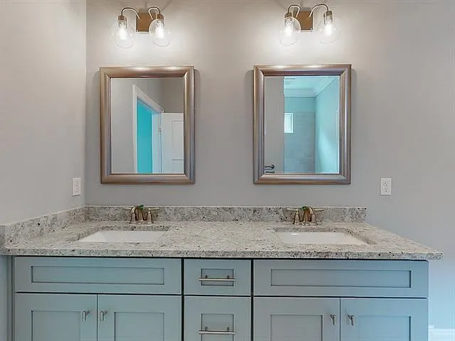 212 Cottage Ct — Photo 11