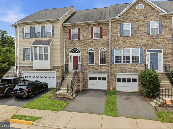 899 Stonefield Sq NE, Leesburg, VA 20176