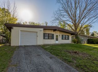 8500 N Lisa Dr, Columbia, MO 65202