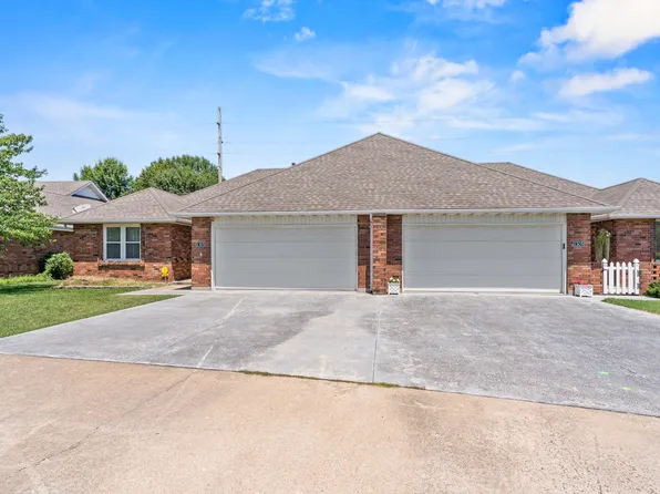 1315 W Edgewood Street, Springfield, MO 65807