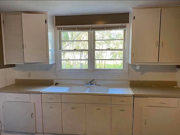 Fresh paint cabinets 