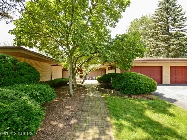 8819 W 119th St, Palos Park, IL 60464
